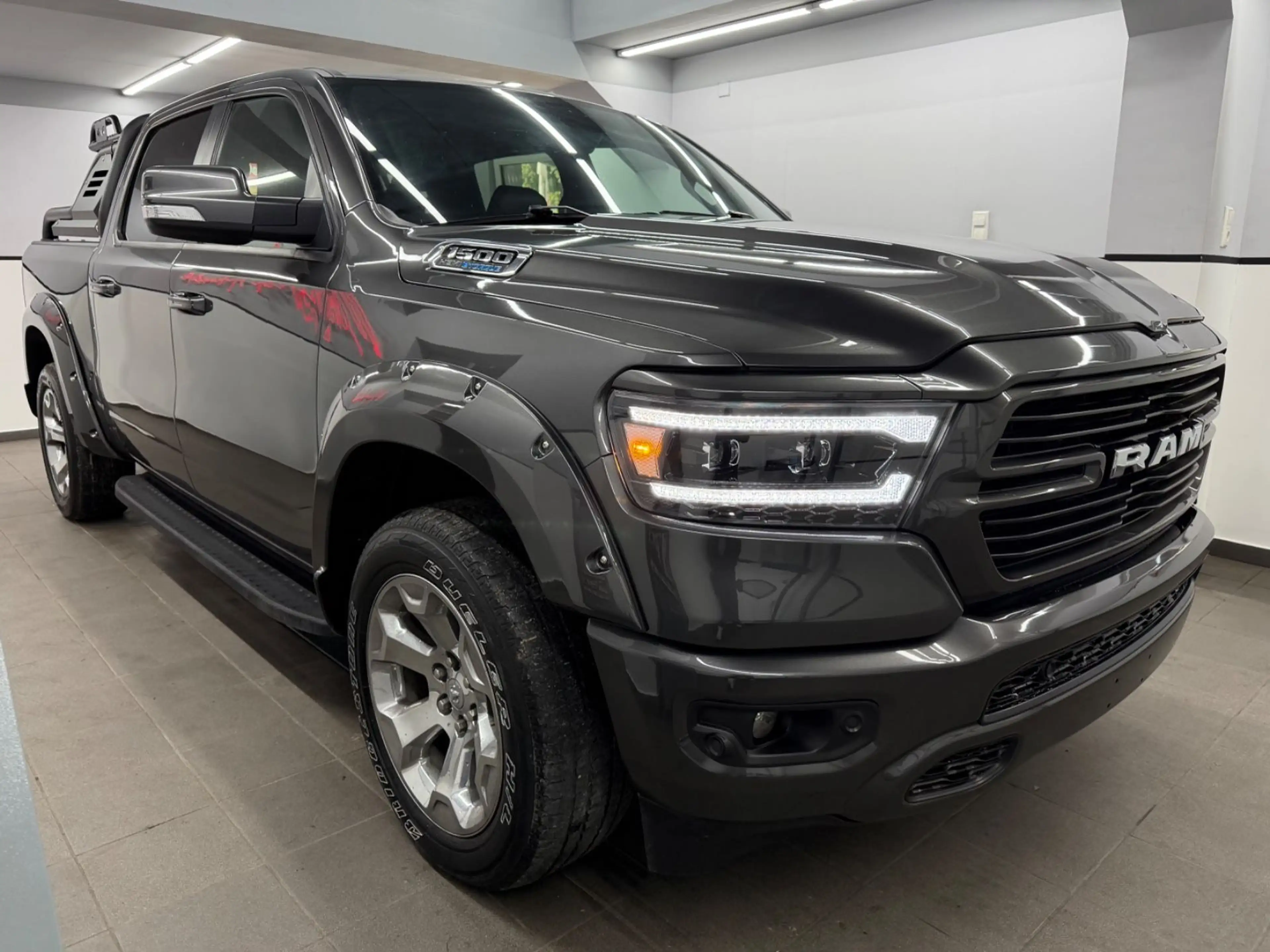 Dodge RAM 1500 5.7 4X4 eTORQUE*Bigho*CrewC*LKW/AHK-3.5 — photo 3