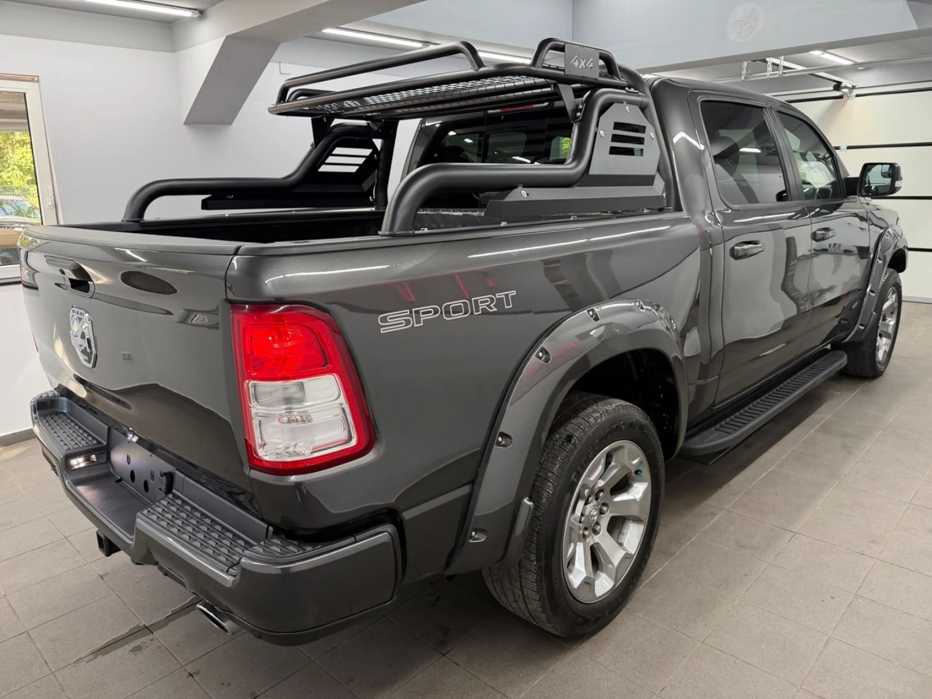 Dodge RAM 1500 5.7 4X4 eTORQUE*Bigho*CrewC*LKW/AHK-3.5 — photo 7