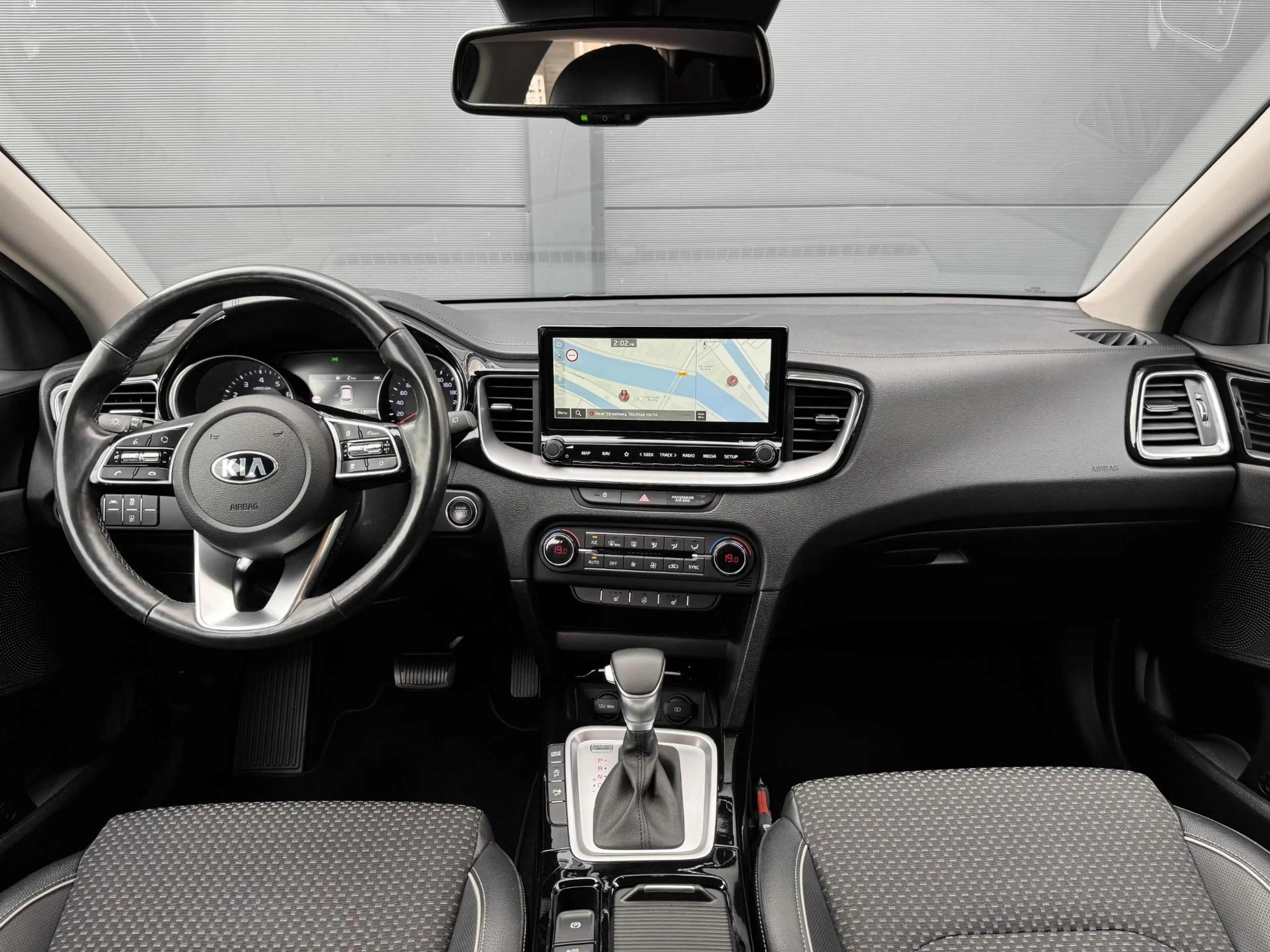 Kia Ceed SW / cee'd SW Sportswagon 1.5 T-GDi DynamicPlusLine / 100% Onder — photo 2