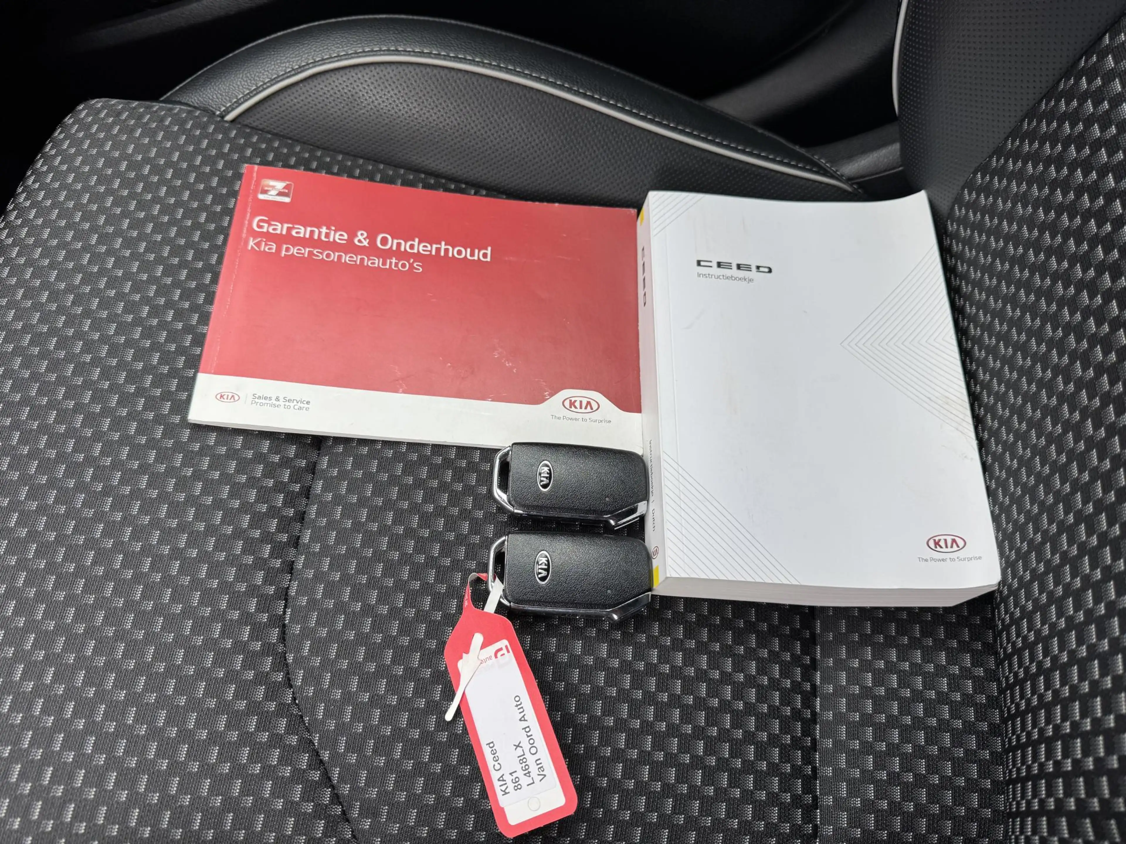 Kia Ceed SW / cee'd SW Sportswagon 1.5 T-GDi DynamicPlusLine / 100% Onder — photo 5