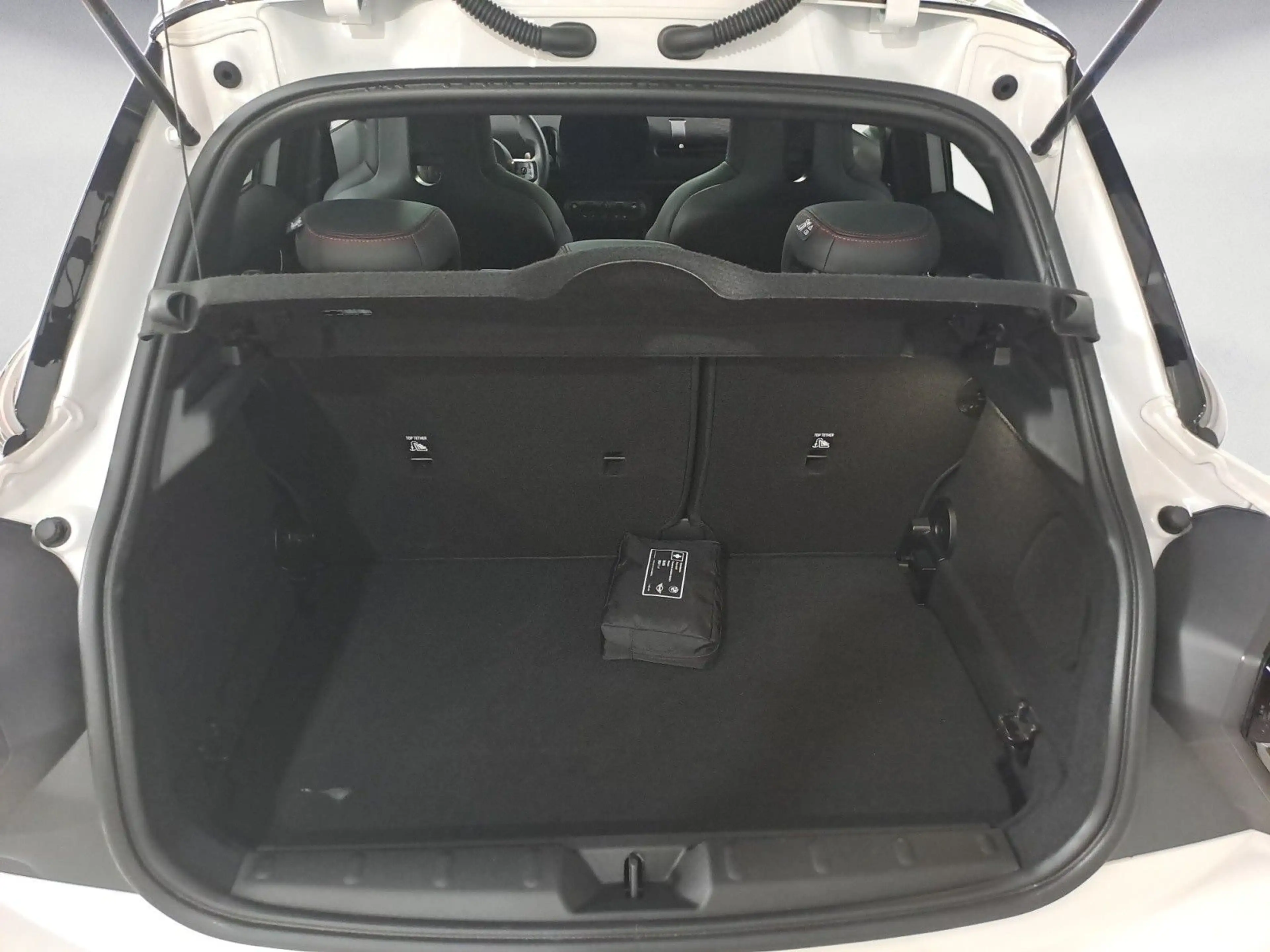 MINI John Cooper Works COOPER C John Cooper Works Trim Steptr. EDC — photo 13