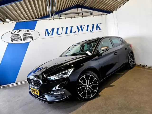 SEAT Leon 1.0 eTSI FR Business Intense / Camera / Virtual /