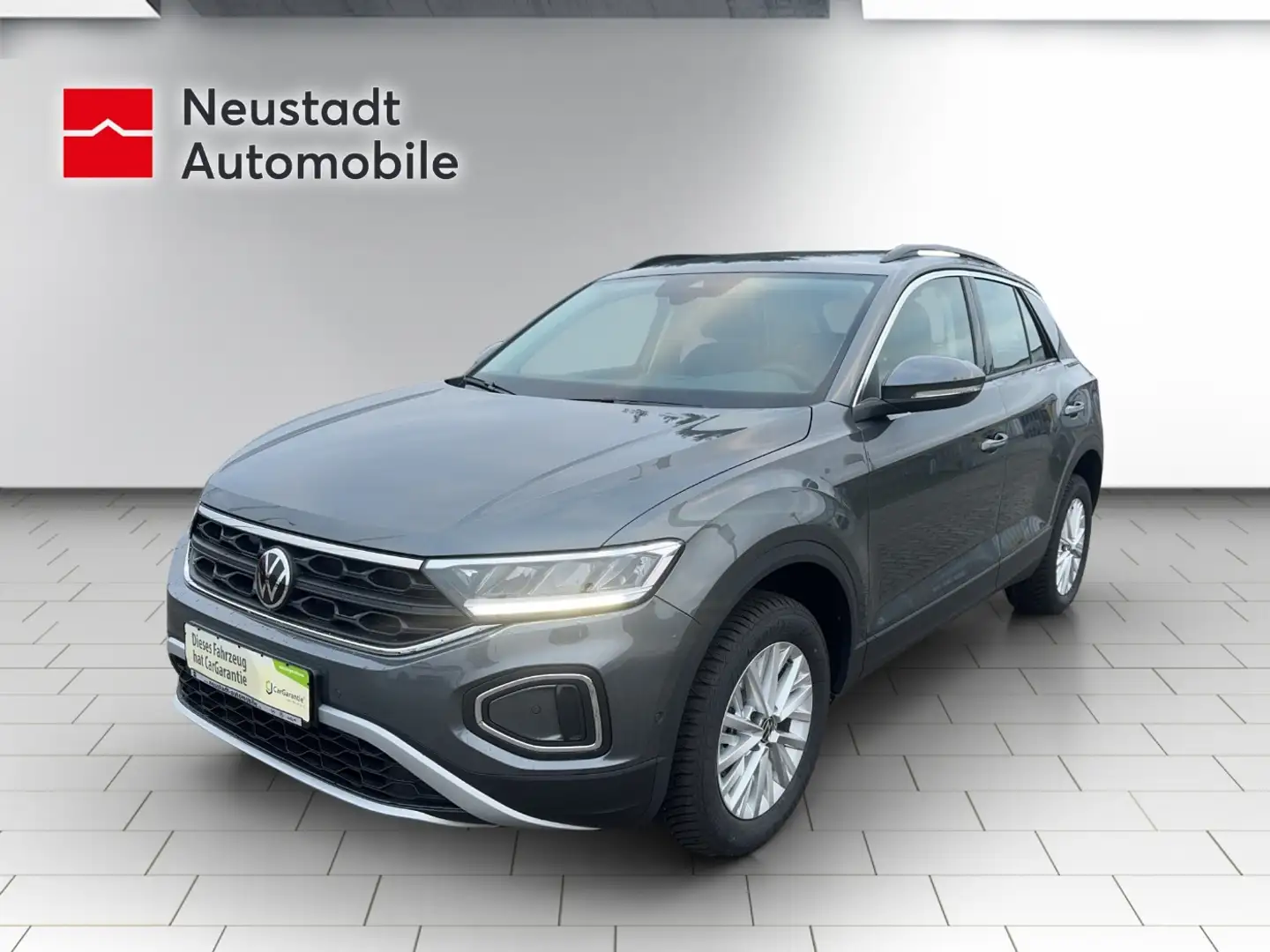 Volkswagen T-Roc Life Navi, Klimaautomatik, Allwetterräder Grau - 1
