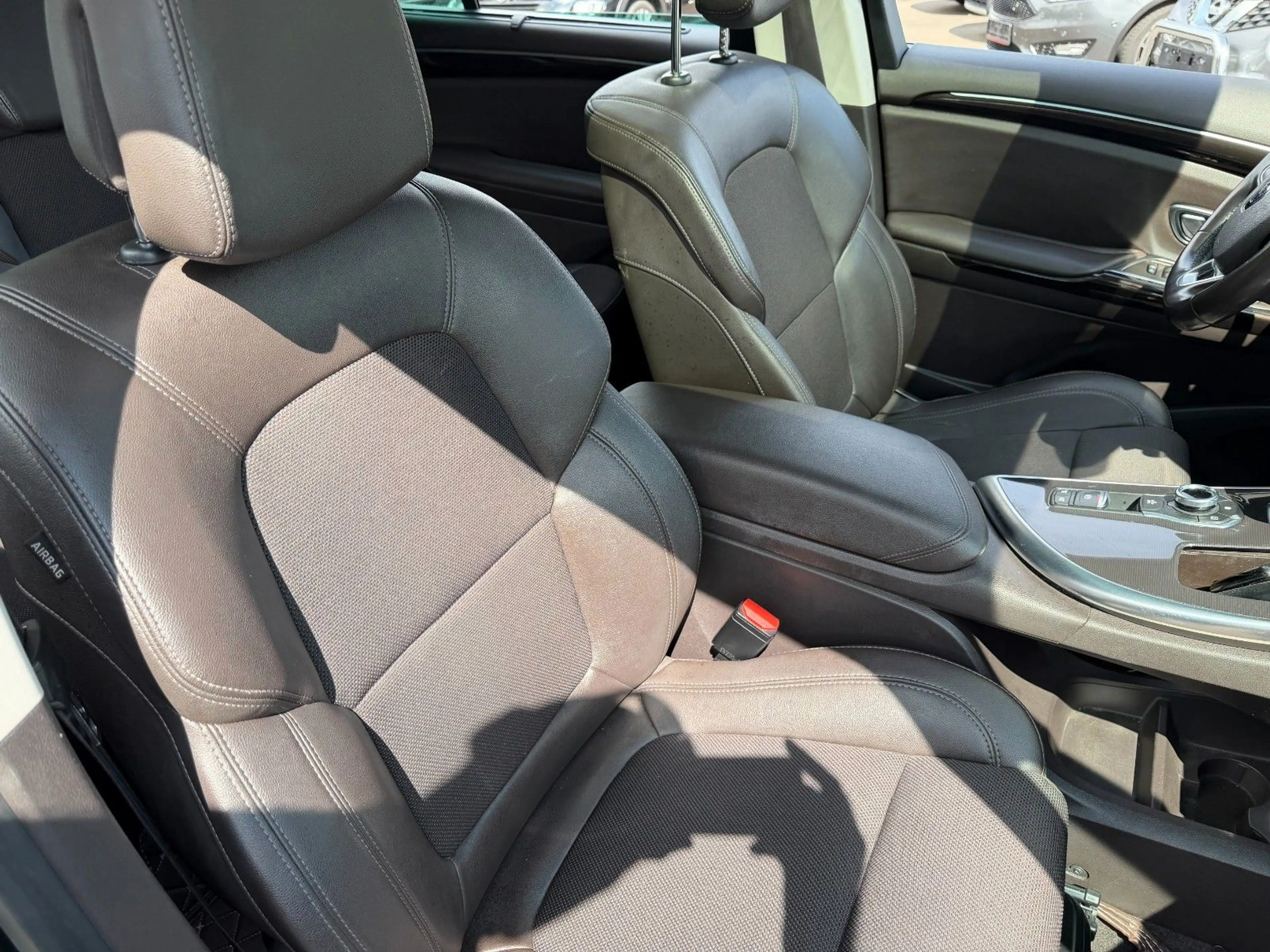 Renault Espace V Intens 7Sitzer Navi Panorama — photo 14