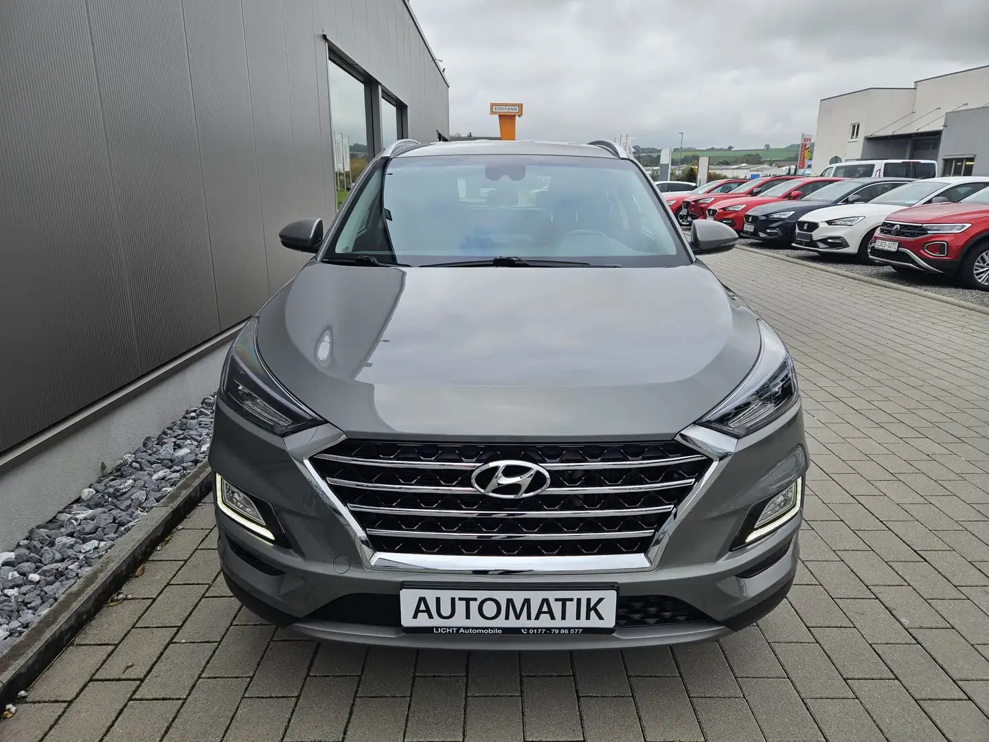 Hyundai TUCSON Style Mild-Hybrid 2WD/1.Hand/Automatik/Scheckheft Gris - 2