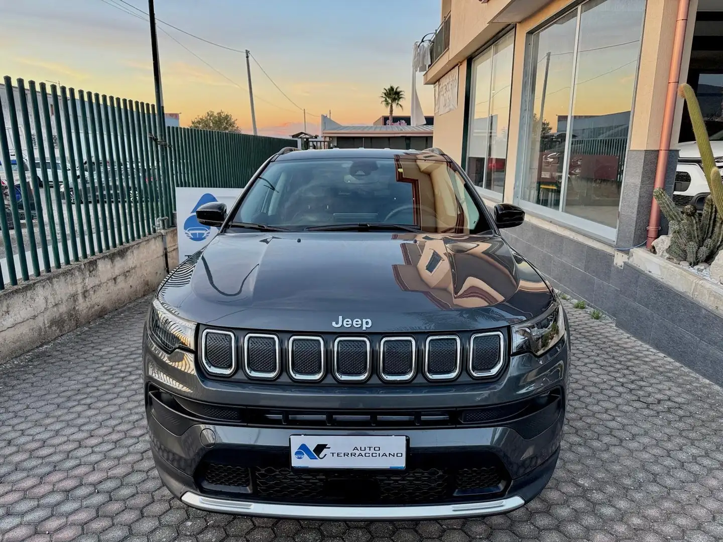 Jeep Compass Restyling 2022 Limited 1.6 mjt  2wd 130cv Gris - 2