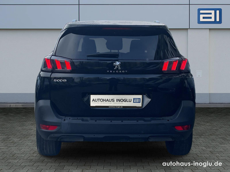 Peugeot 5008 1.5 Blue-HDI FAP Allure Pack AT 7-Si+Navi+R-Kam+ — photo 4