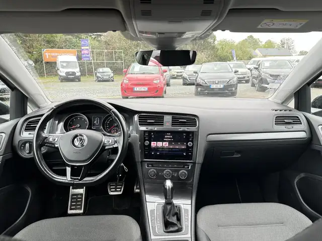 Volkswagen Golf view 7