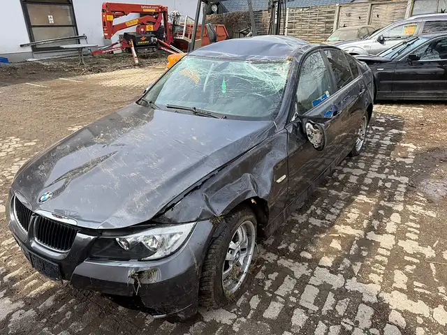 BMW 5 E60 Rechtslenker - TOTALSCHADEN