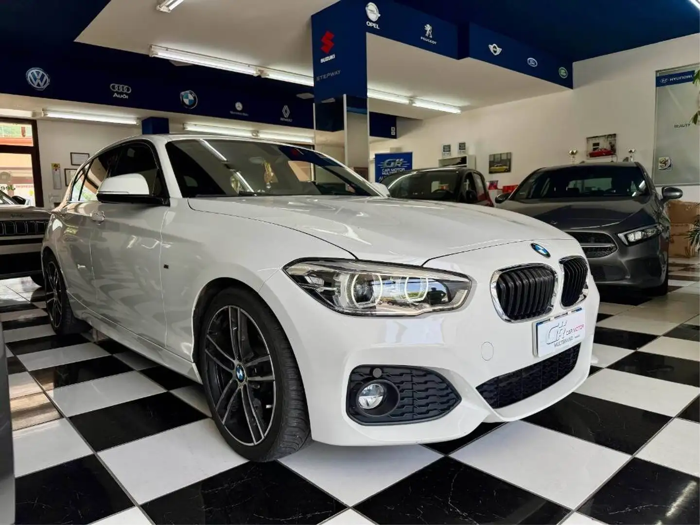 BMW 116 116d Msport 5p Bianco - 1
