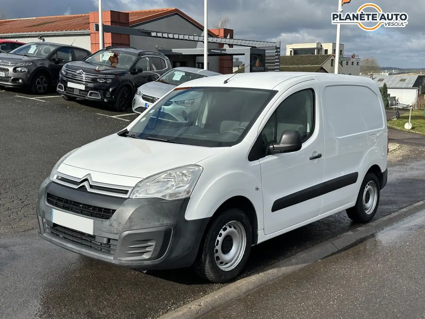 Citroen Berlingo 1.6 HDi - 100 CV M Business. Garanti jusqu\u0027à 5 ans. Livraison Possible. Weiß - 1