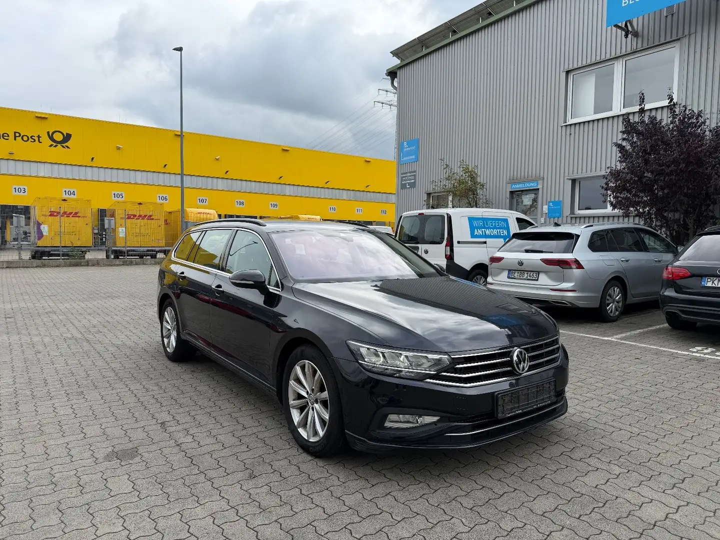 Volkswagen Passat Variant Passat 1.5 TSI DSG Variant Business Schwarz - 2
