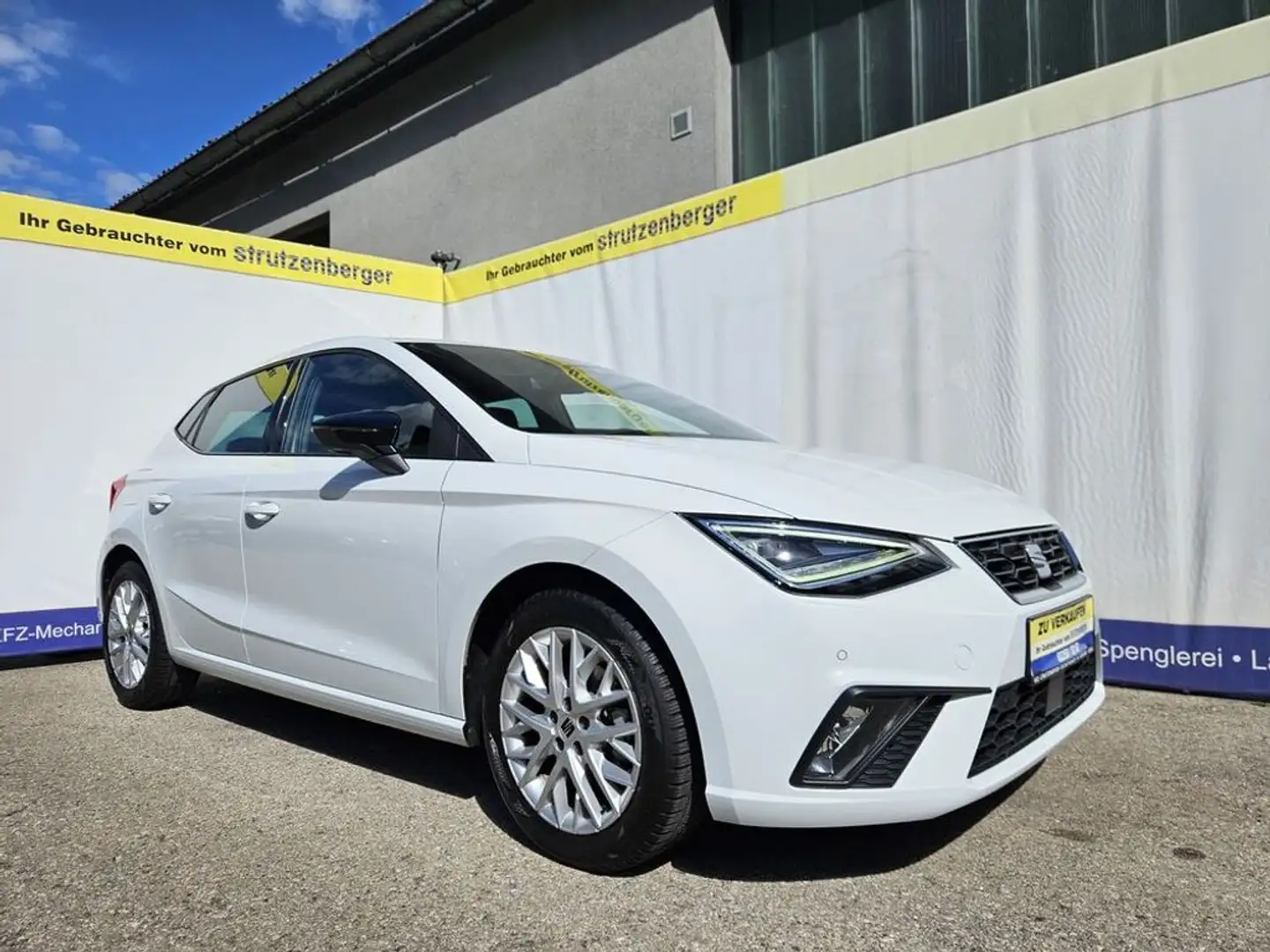 SEAT Ibiza FR 1,0 TSI 81 KW Navi LED Kamera 16'' Alu Weiß - 2
