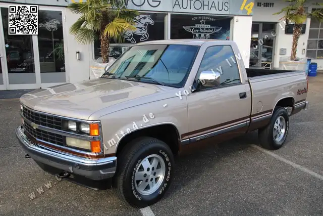 Chevrolet K1500 Silverado 4x4 Two-Tone TOP