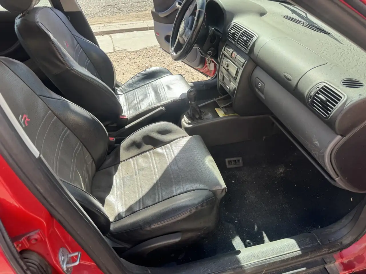 SEAT Leon 1.9TDI Signo-a, foto 6