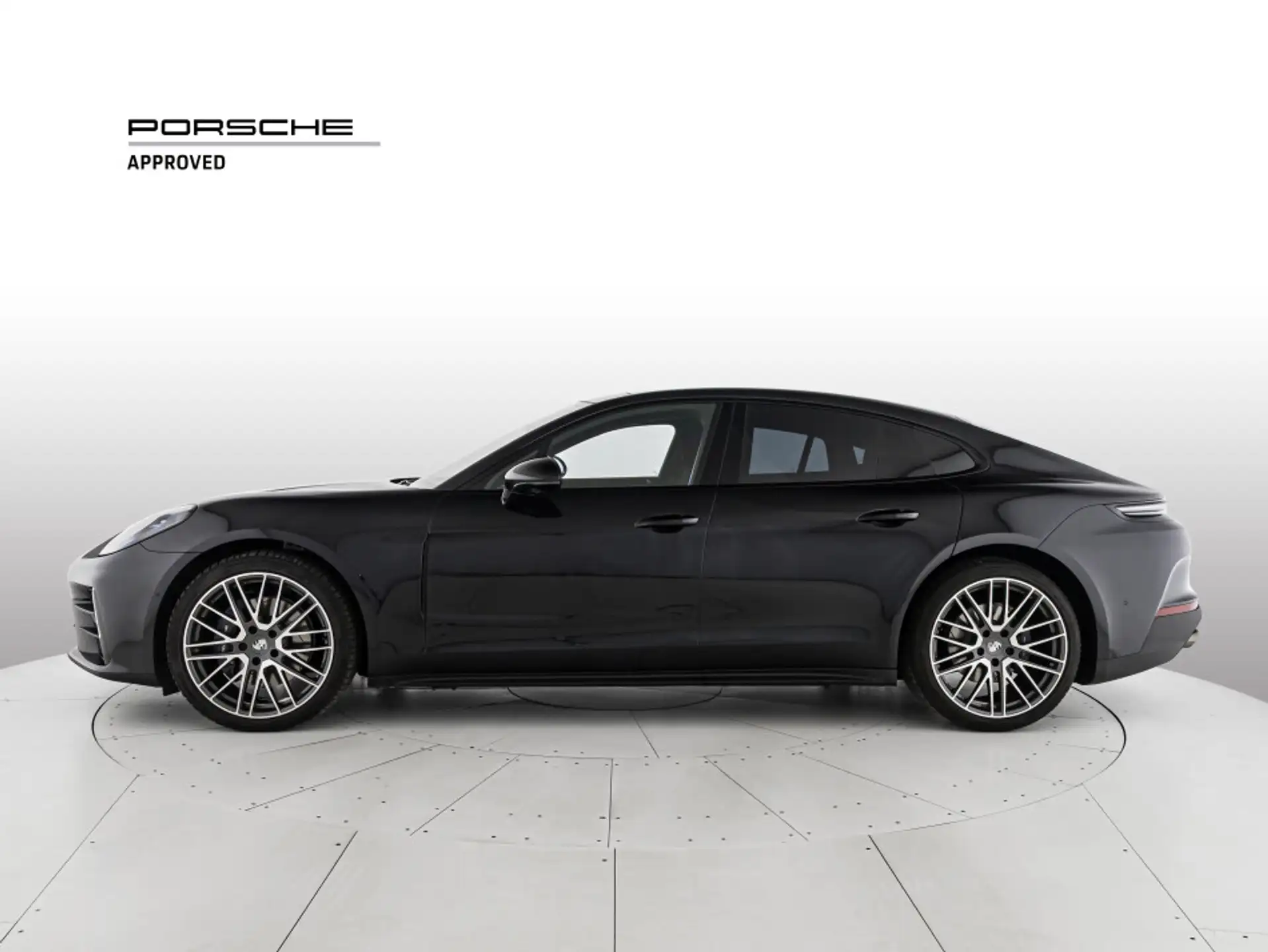 Porsche Panamera 2024 실버 사진 8