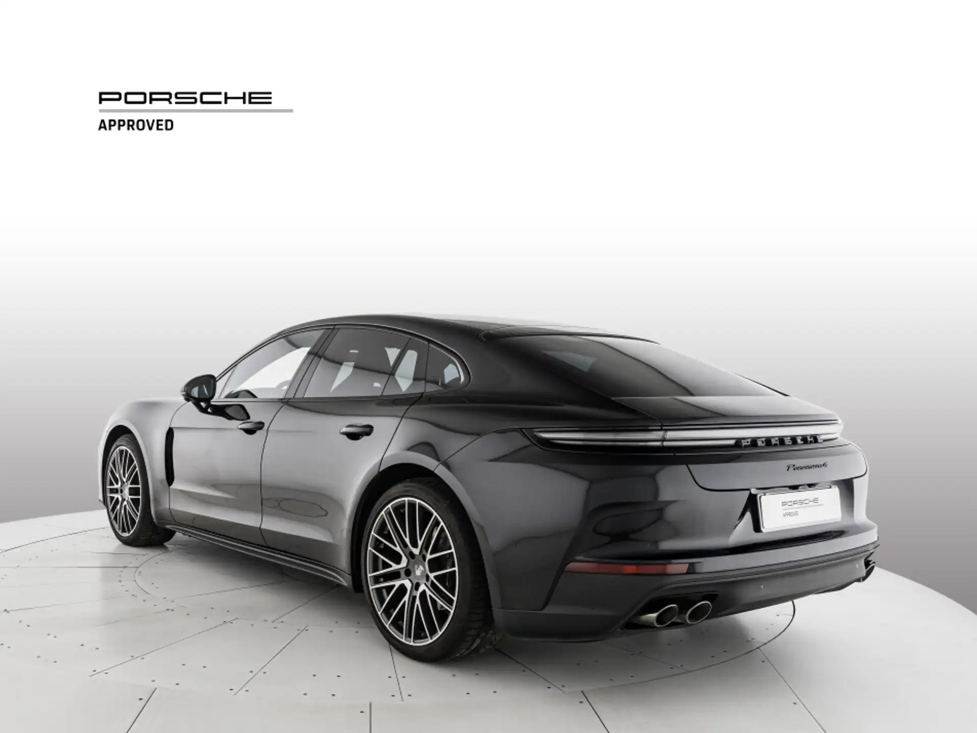 Porsche Panamera 2024 실버 사진 6