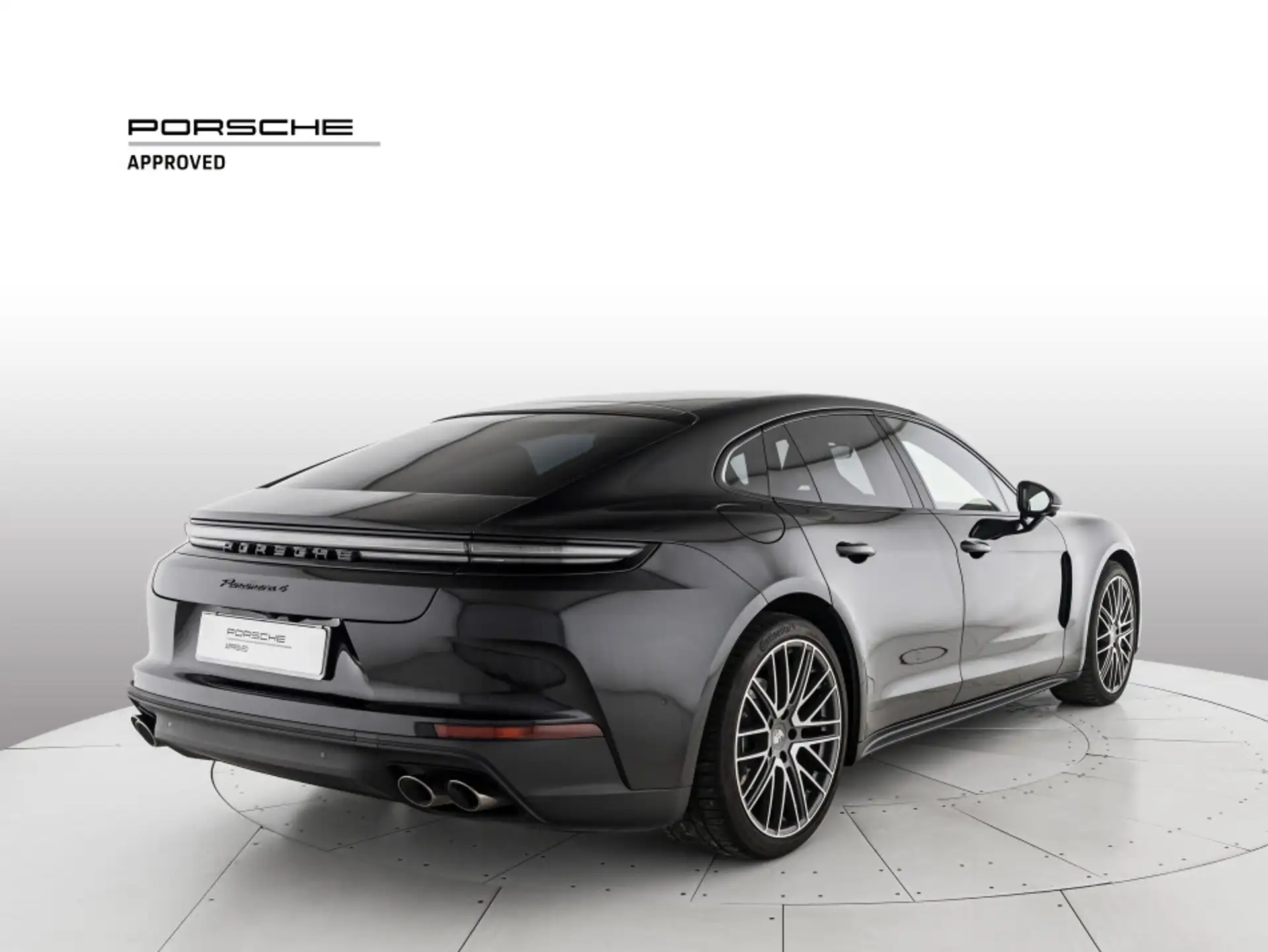 Porsche Panamera 2024 실버 사진 2