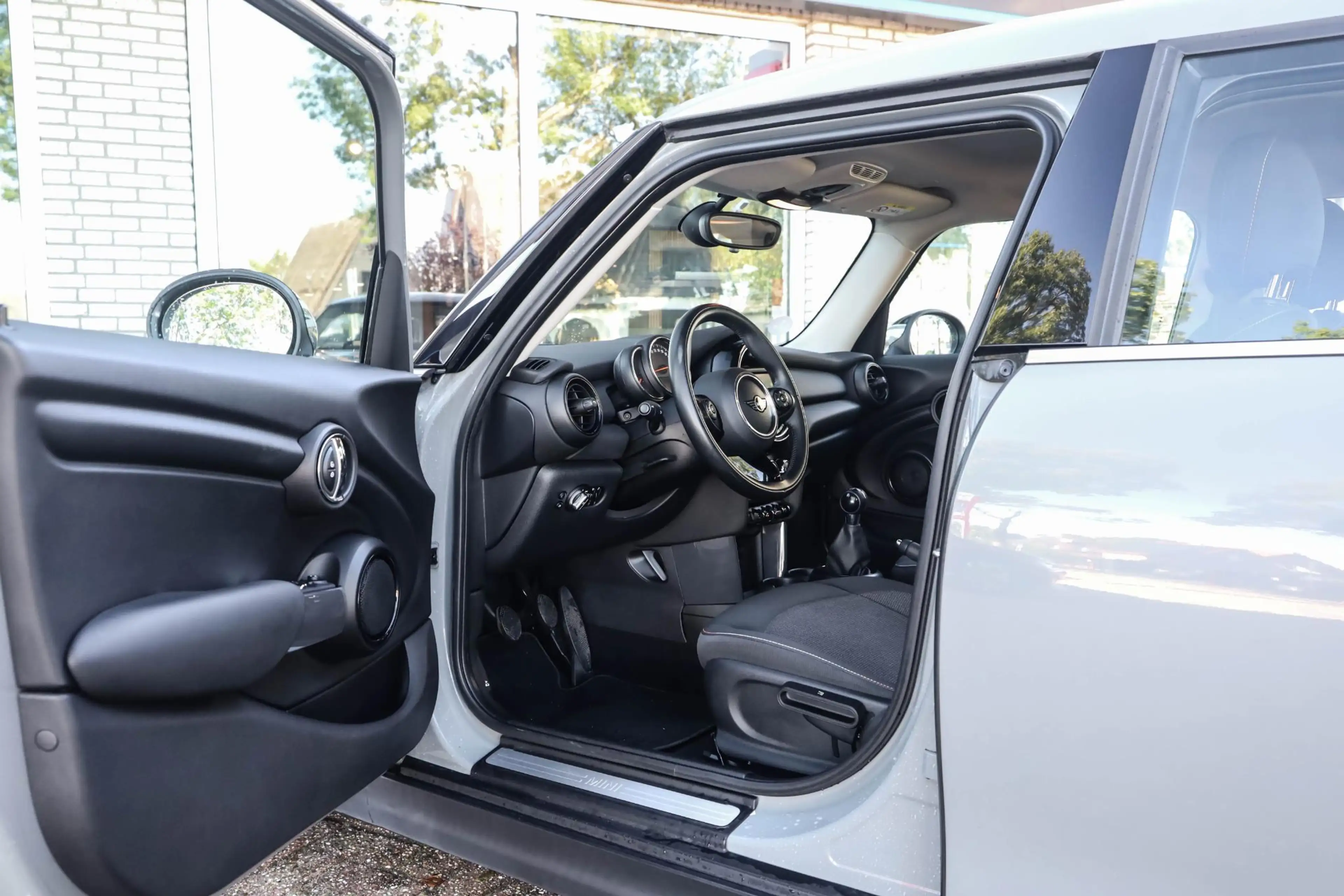 MINI One 5-Deurs 1.5 First Apple Carplay Navigatie — photo 14