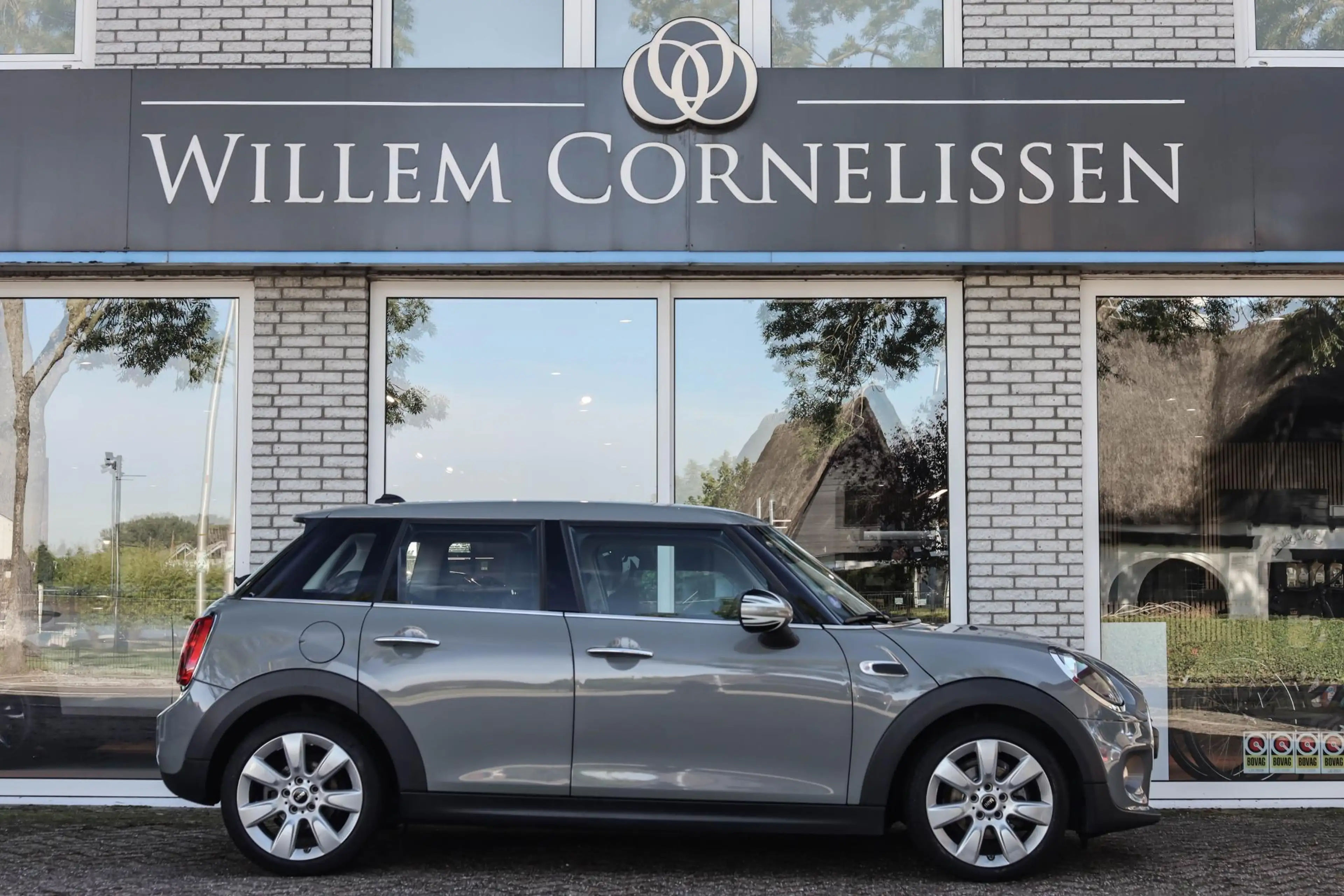 MINI One 5-Deurs 1.5 First Apple Carplay Navigatie — photo 3