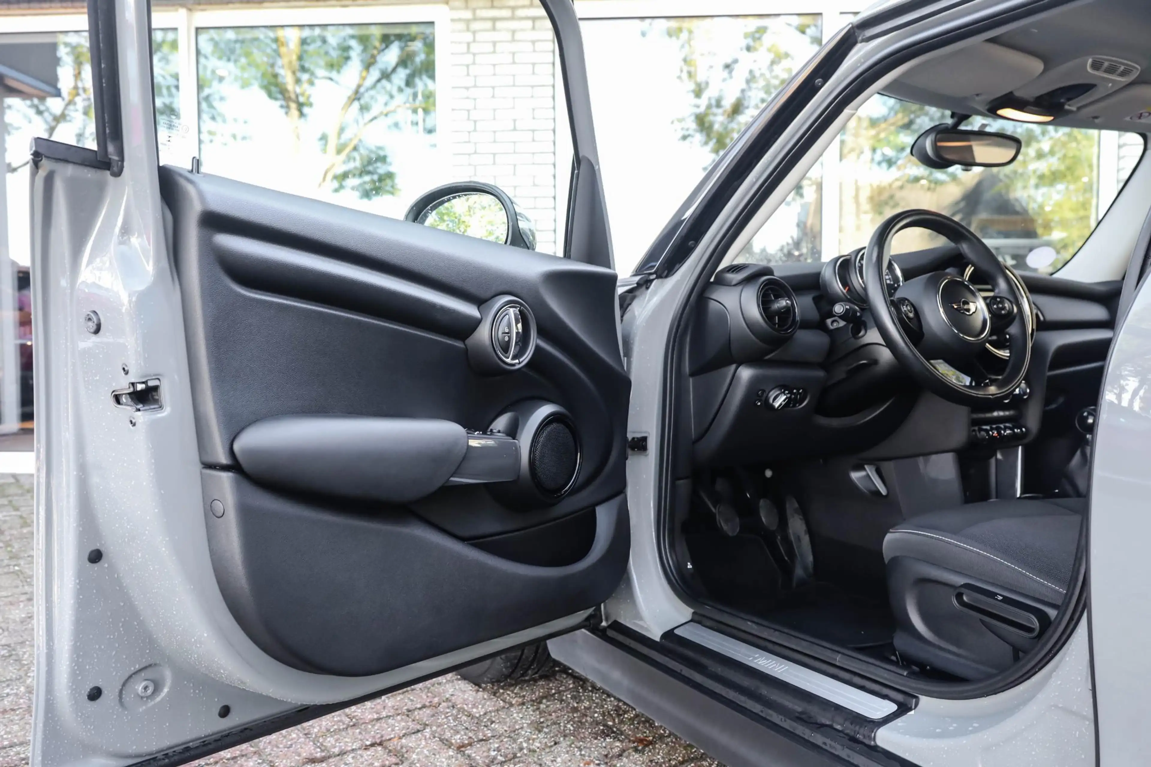 MINI One 5-Deurs 1.5 First Apple Carplay Navigatie — photo 40