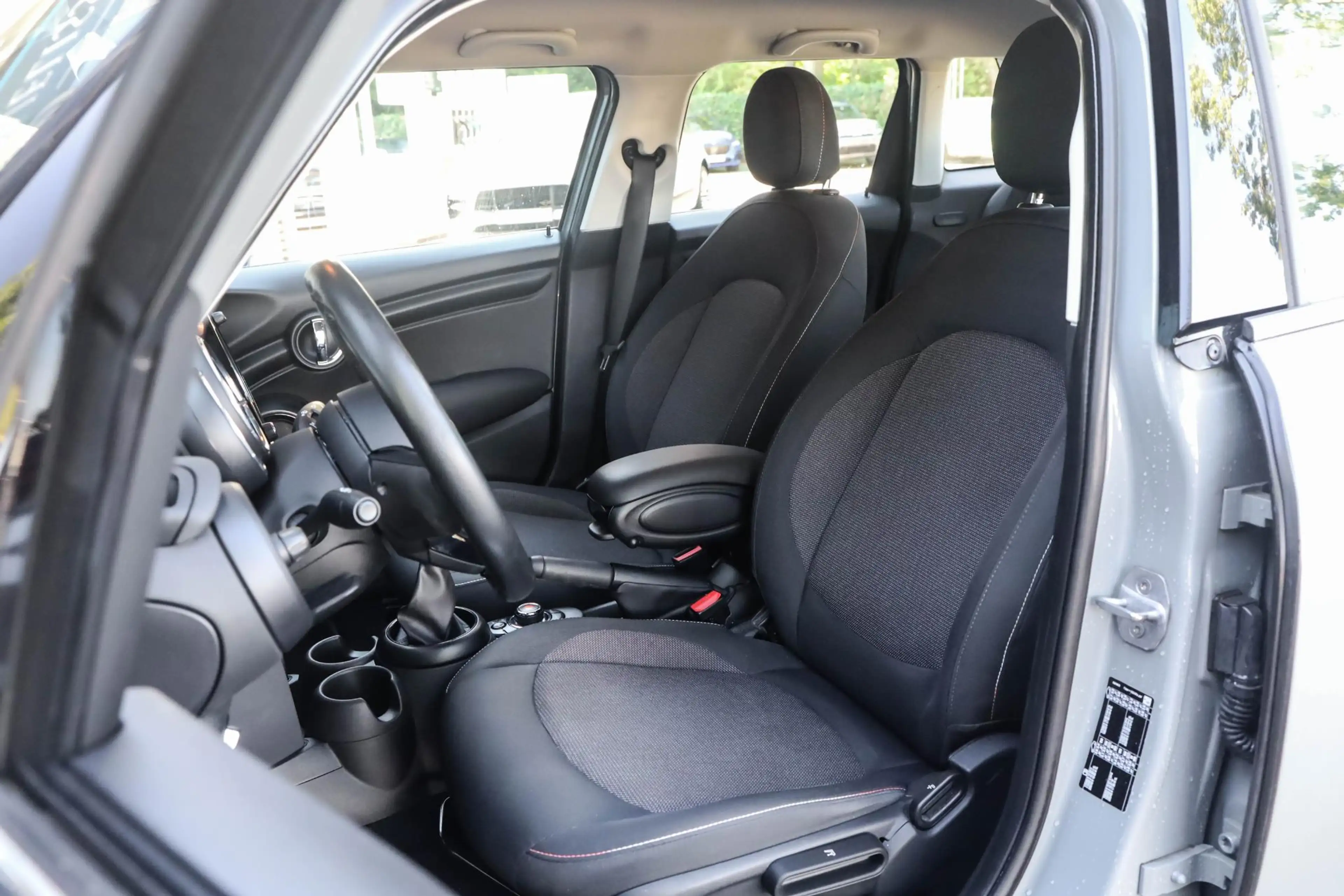 MINI One 5-Deurs 1.5 First Apple Carplay Navigatie — photo 10