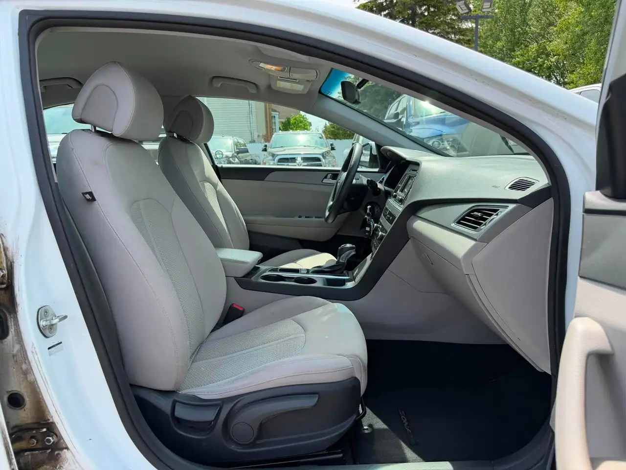 Hyundai SONATA снимка Hyundai SONATA
