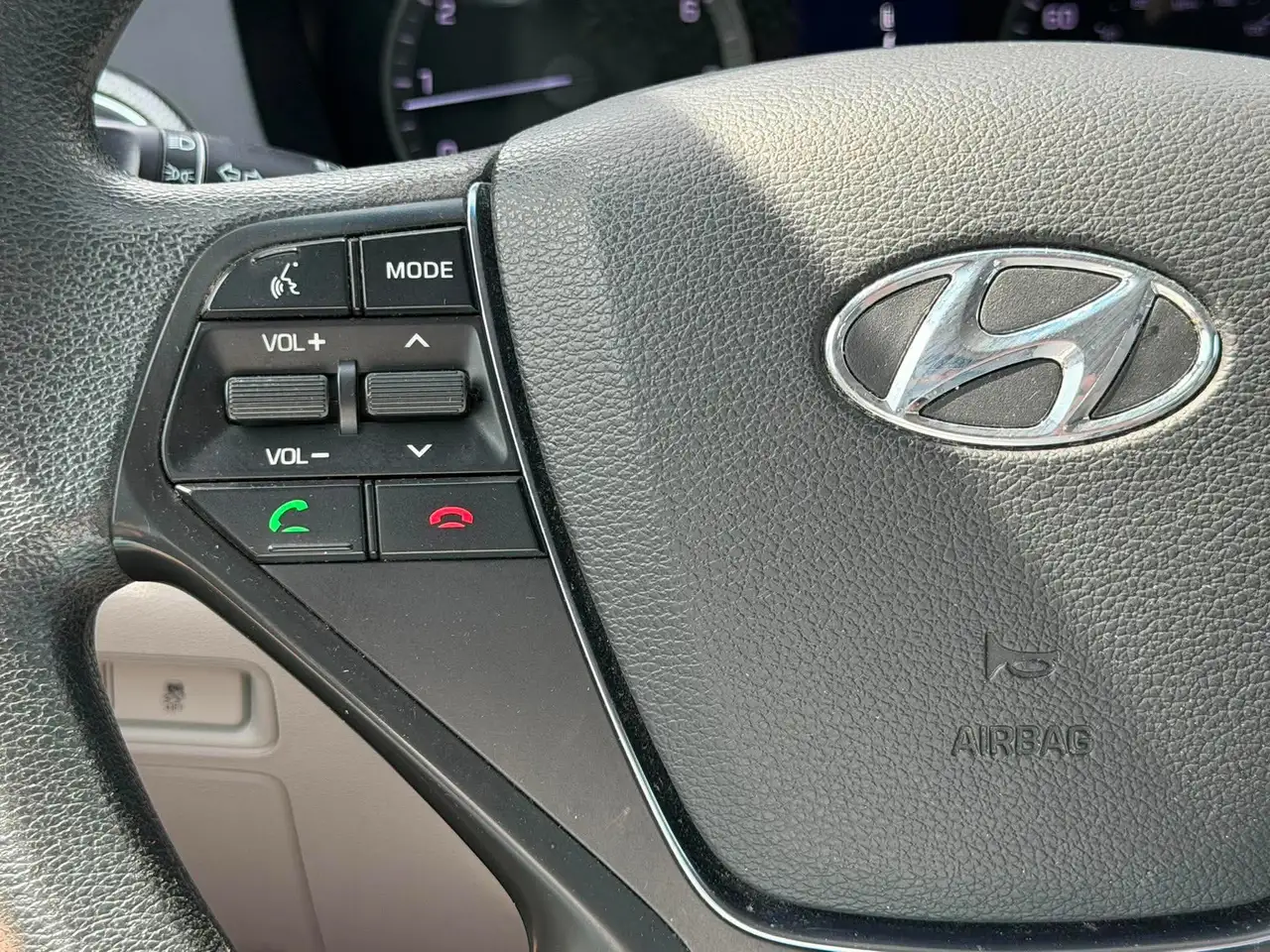 Hyundai SONATA снимка Hyundai SONATA