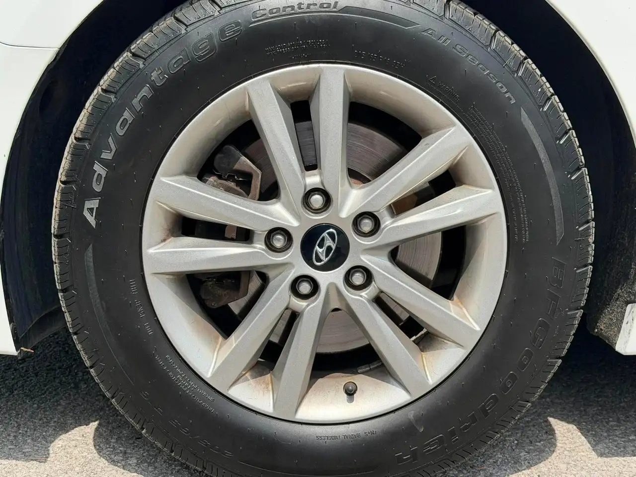Hyundai SONATA снимка Hyundai SONATA