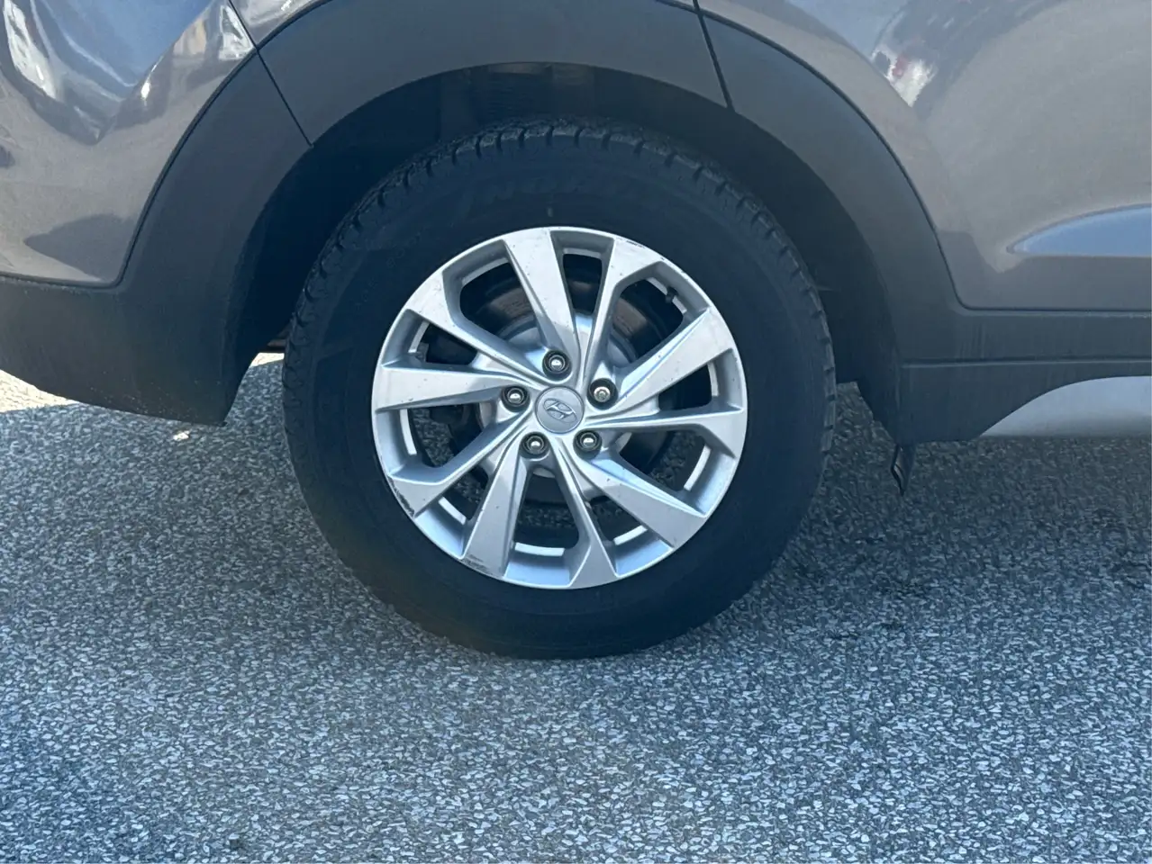 Hyundai TUCSON снимка Hyundai TUCSON