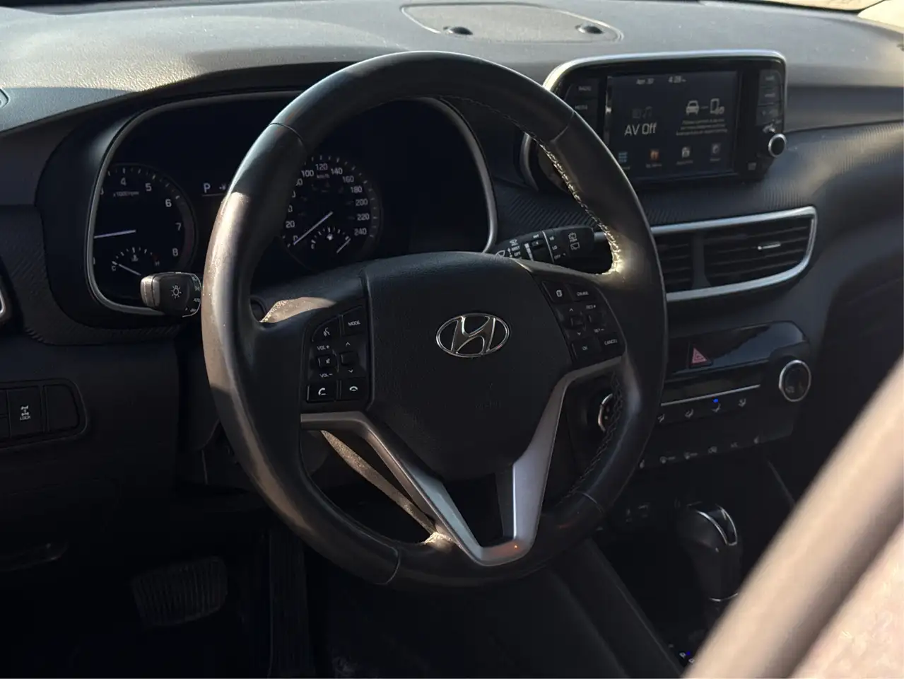 Hyundai TUCSON снимка Hyundai TUCSON