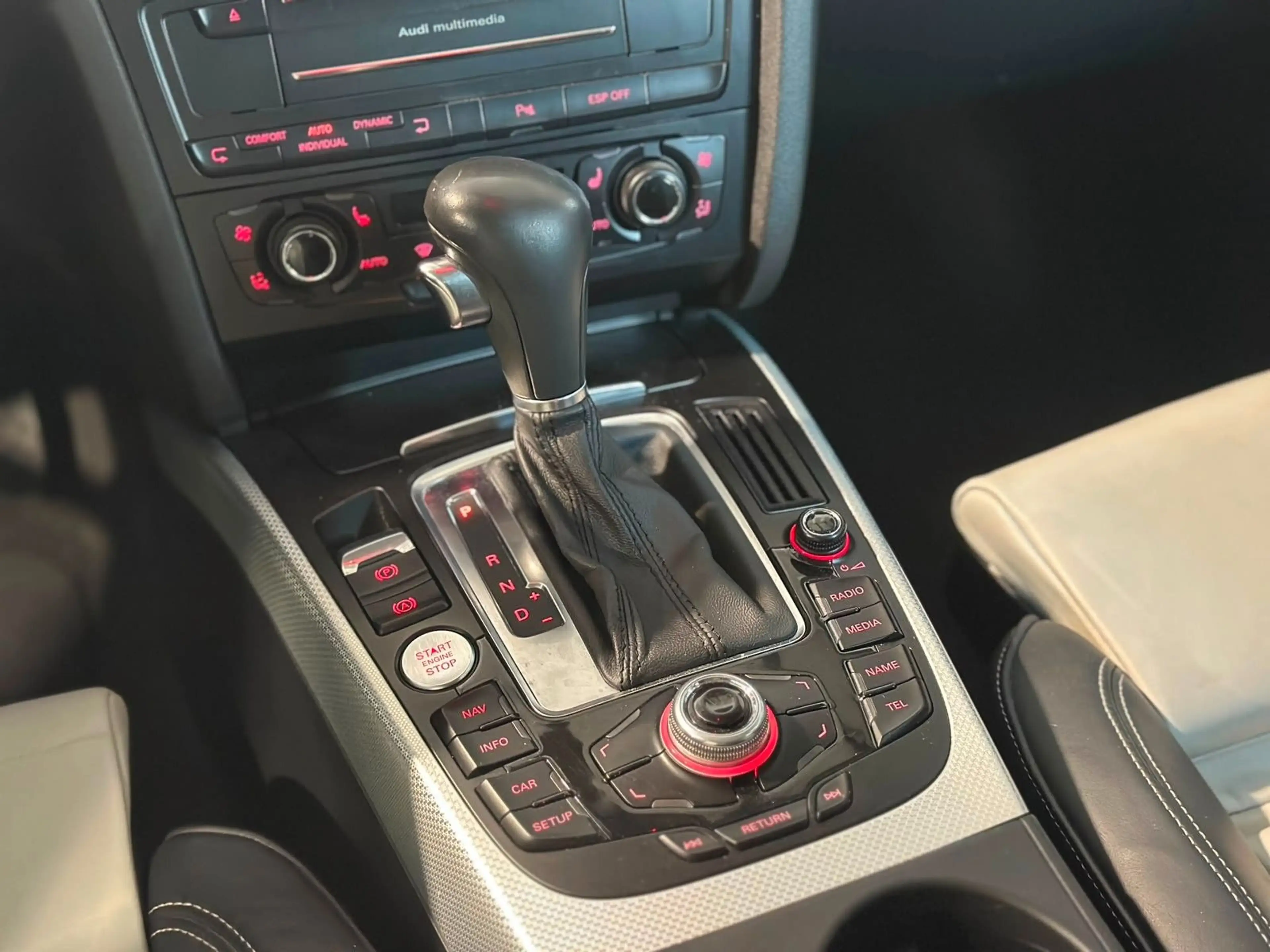 Audi A5 3.0 TDI S-LINE LEDER NAVI XENON 2.HD — photo 9