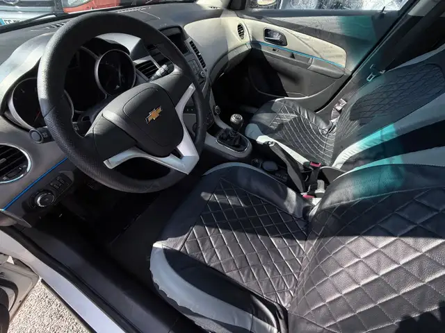 Chevrolet Cruze view 7