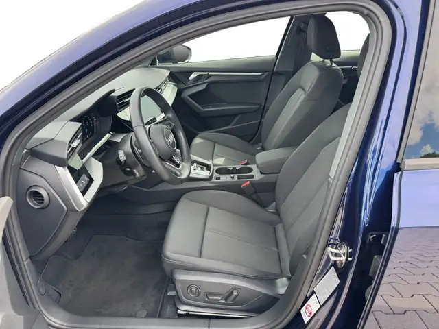 Audi A3 view 4