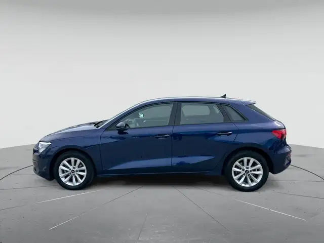Audi A3 view 6