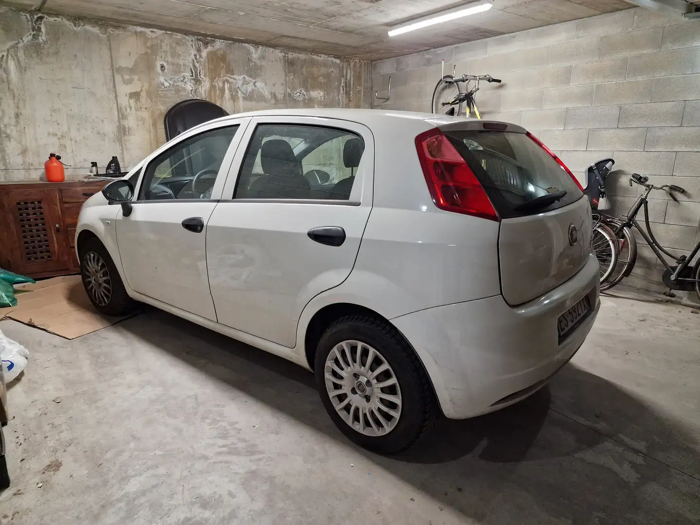 Fiat Punto Punto 5p 1.3 mjt II 16v Lounge 75cv my13 White - 1