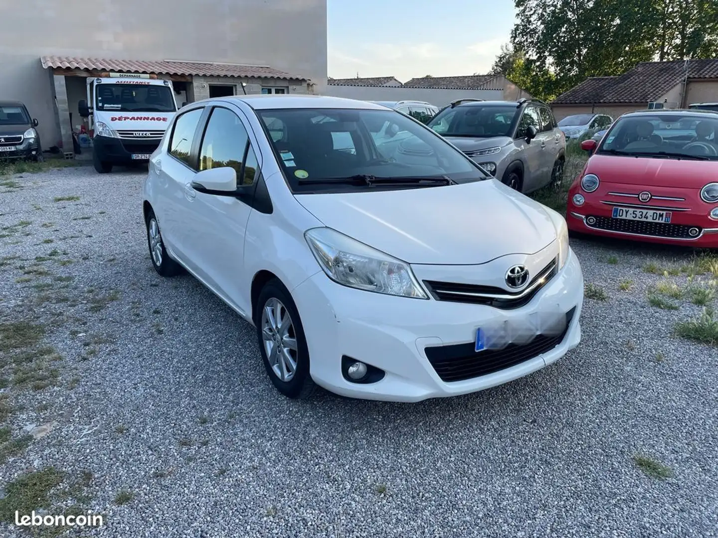 Toyota Yaris D4-d 90 cv Bílá - 1