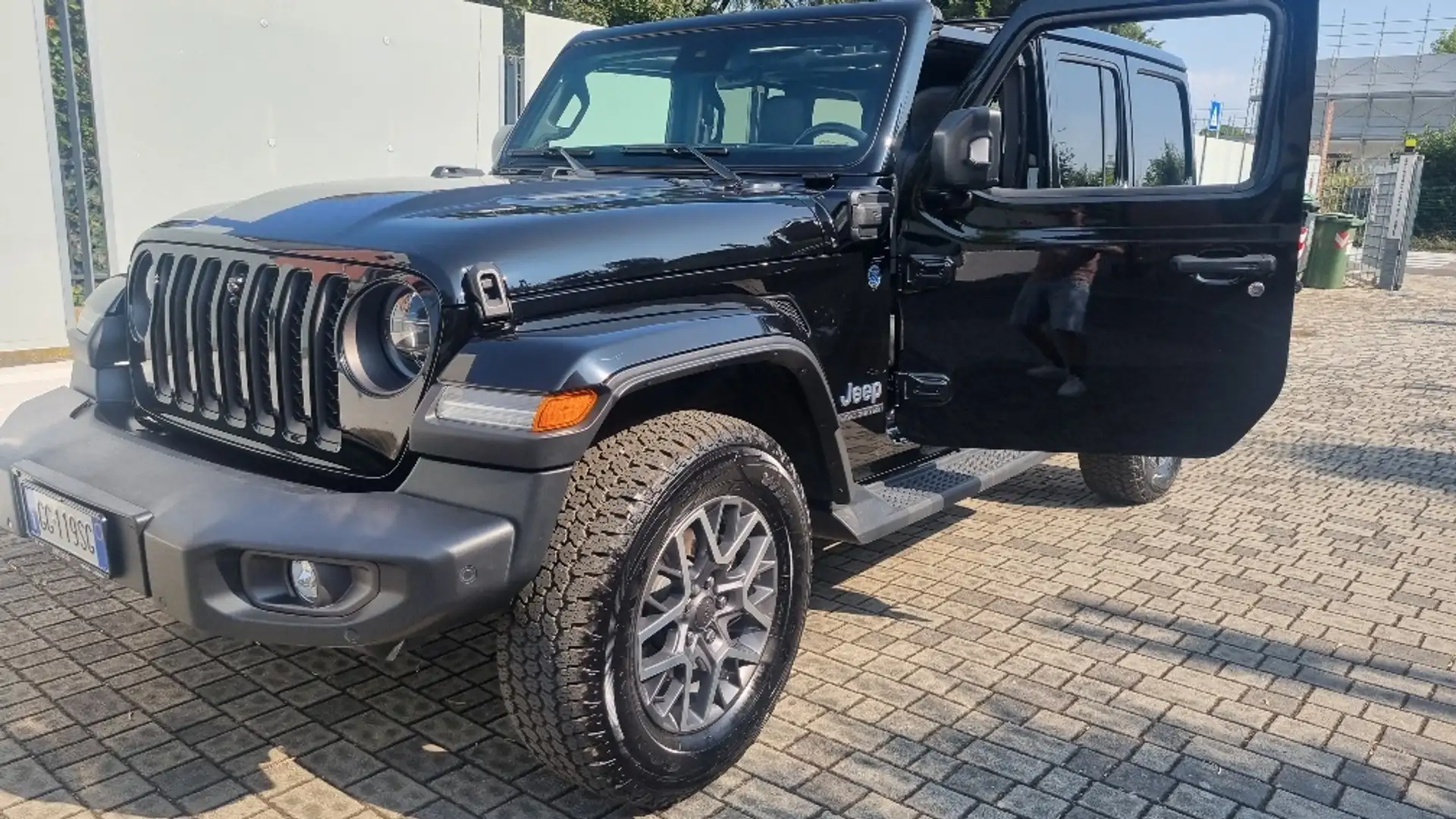 Jeep Wrangler Wrangler IV Unlimited 4xe  2.0 80th Anniversary Negro - 1