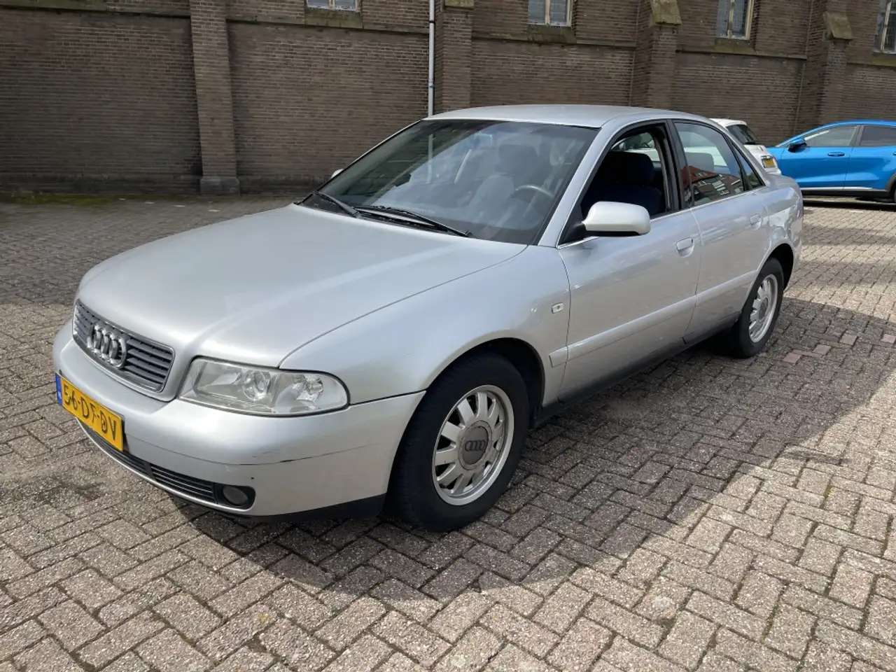 Audi A4 Limousine 1.8 5V Advance Inruilauto Meeneemprijs, foto 9