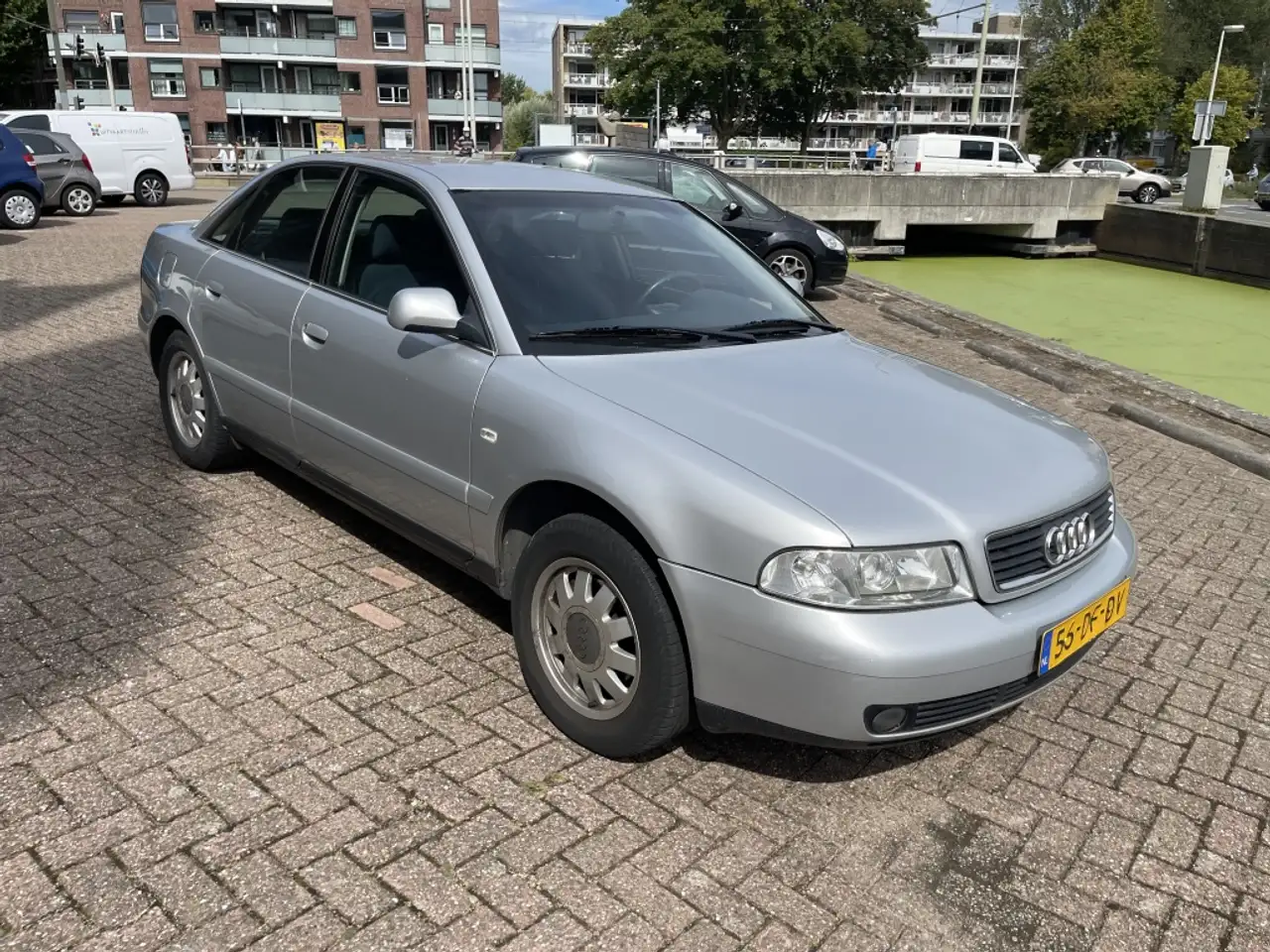 Audi A4 Limousine 1.8 5V Advance Inruilauto Meeneemprijs, foto 5