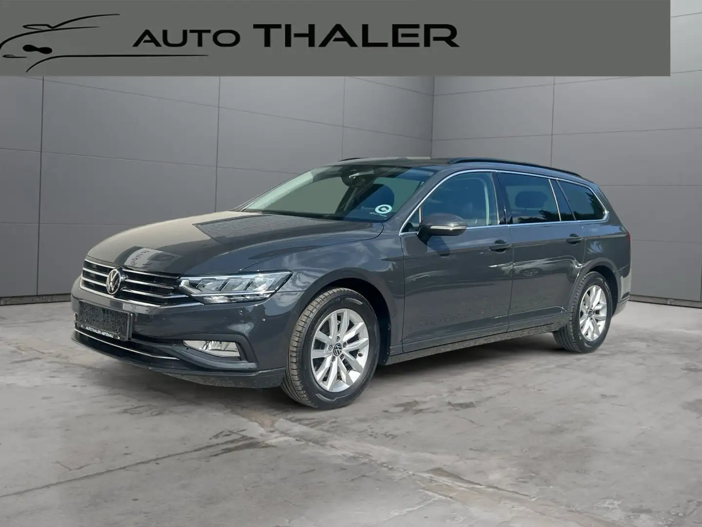 Volkswagen Passat Variant Elegance 2,0 SCR TDI DSG Grau - 1