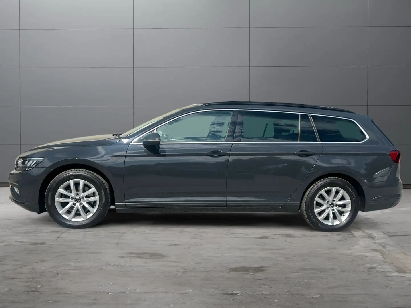 Volkswagen Passat Variant Elegance 2,0 SCR TDI DSG Grau - 2