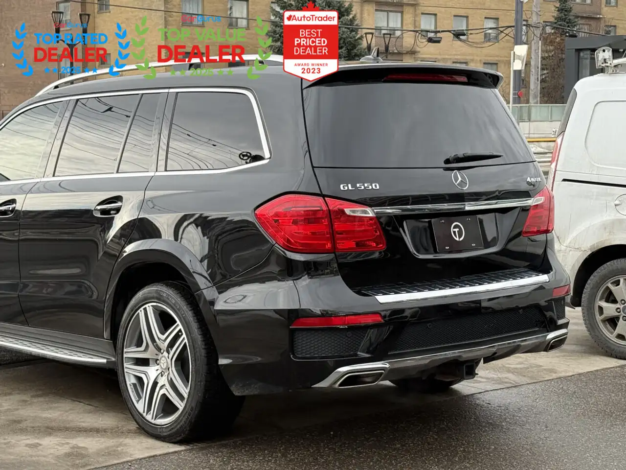 Mercedes-Benz GL-Class снимка Mercedes-Benz GL-Class