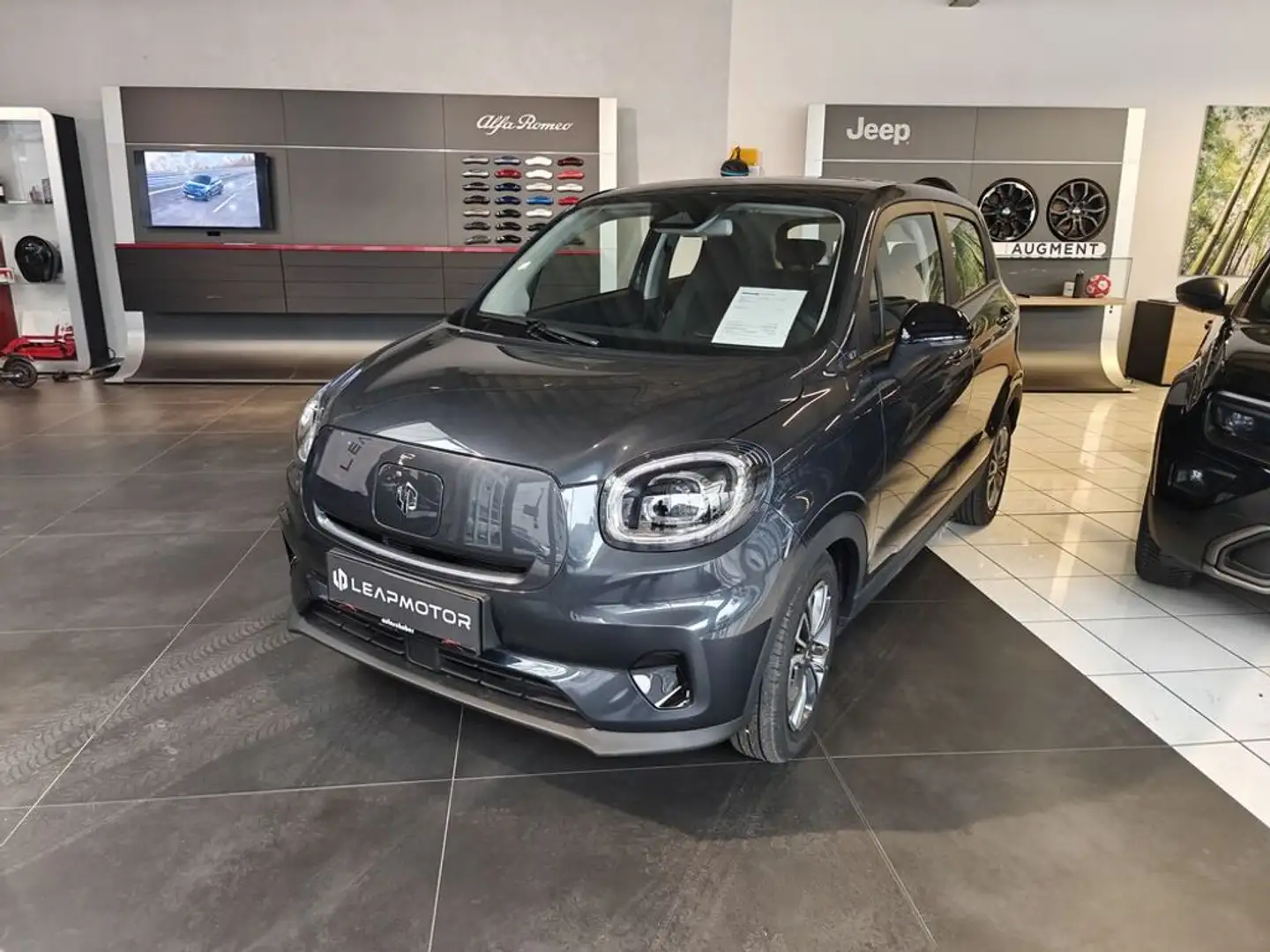 Leapmotor T03 T03 Elektro 36kWh Grau - 1