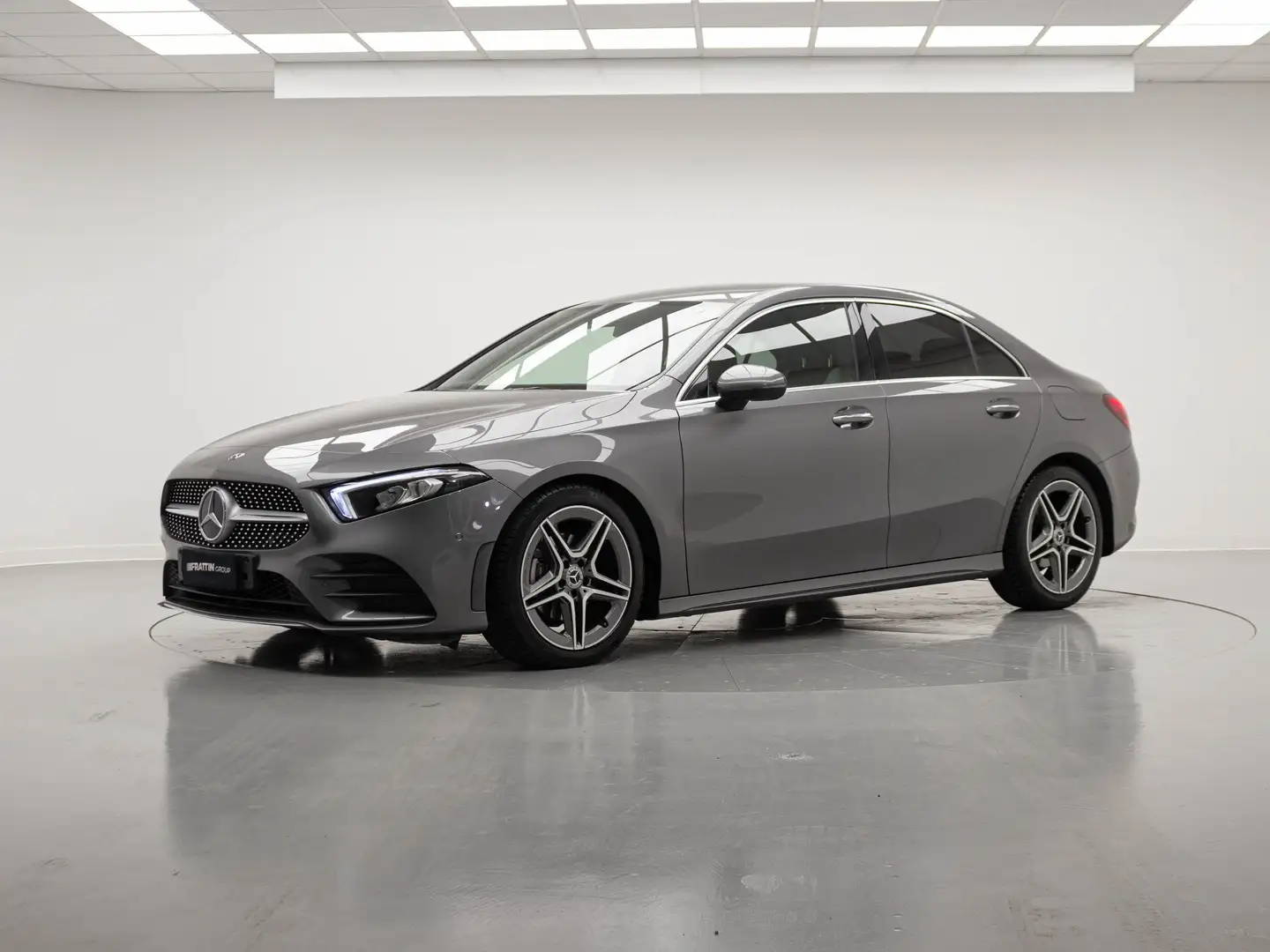 Mercedes-Benz CLA 180 CLA 180 d Premium auto - 1