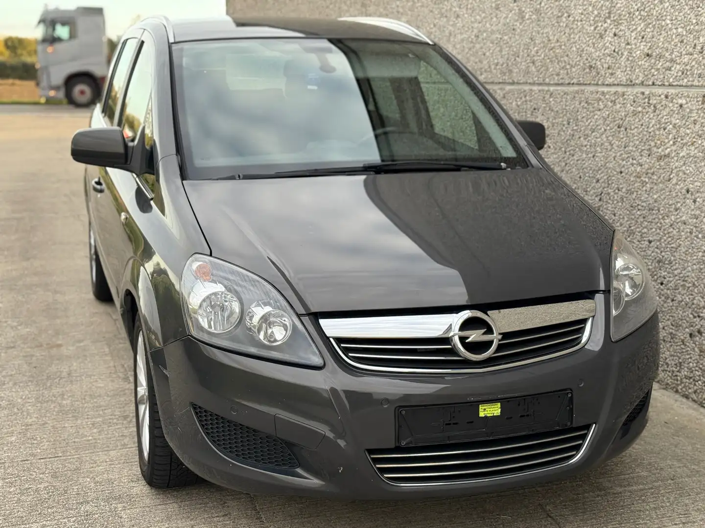 Opel Zafira 1.7d Airco 7 Plaats start rijd perfect - 2