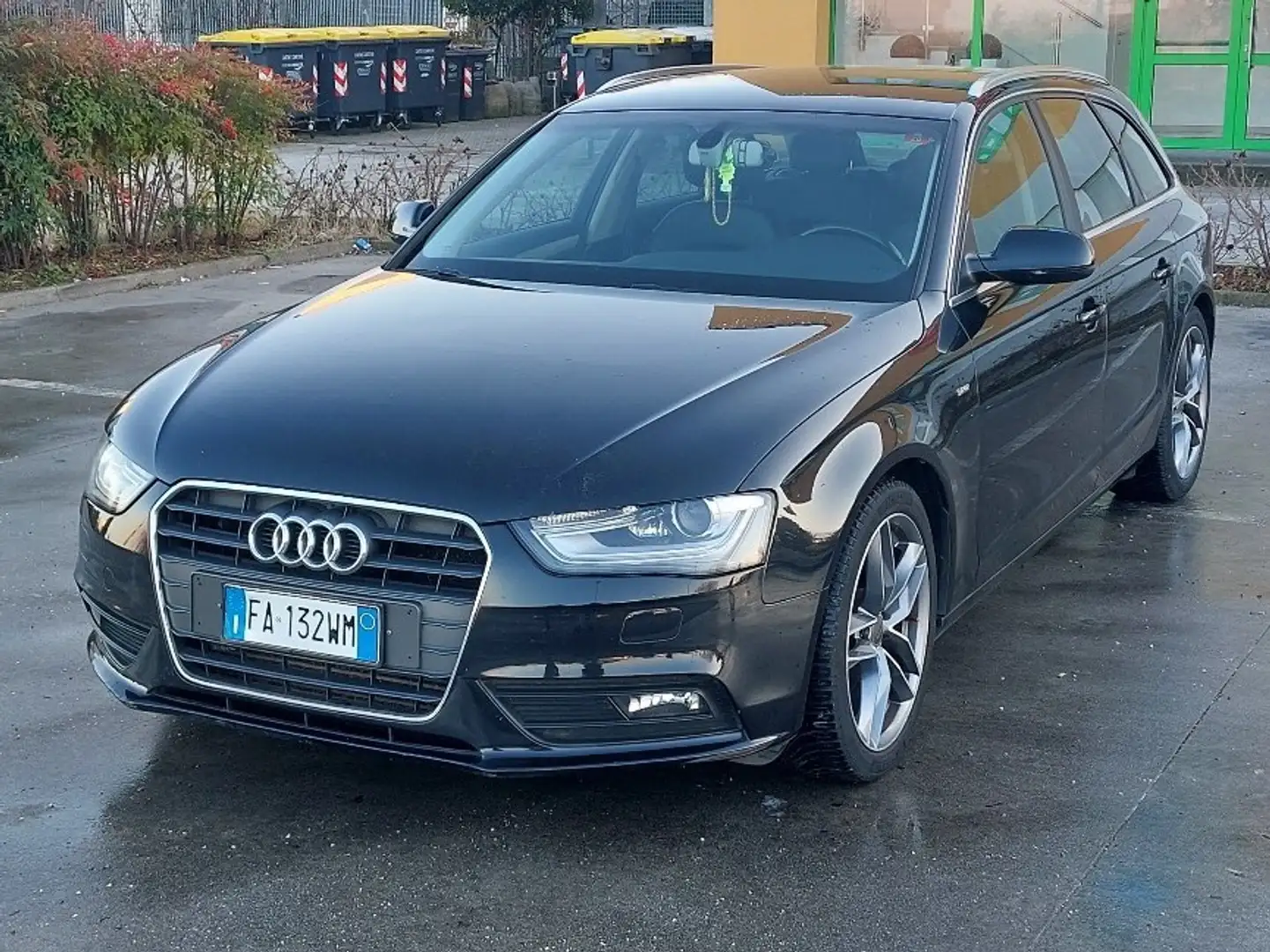 Audi A4 Avant 2.0 tdi 143cv - 1