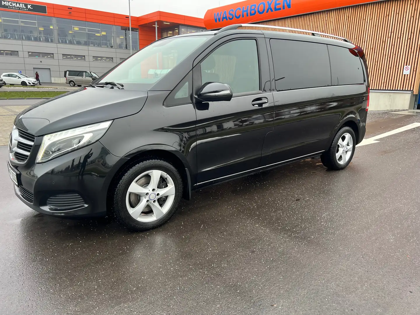 Mercedes-Benz V 250 d kompakt 7G-TRONIC SCORE Schwarz - 2