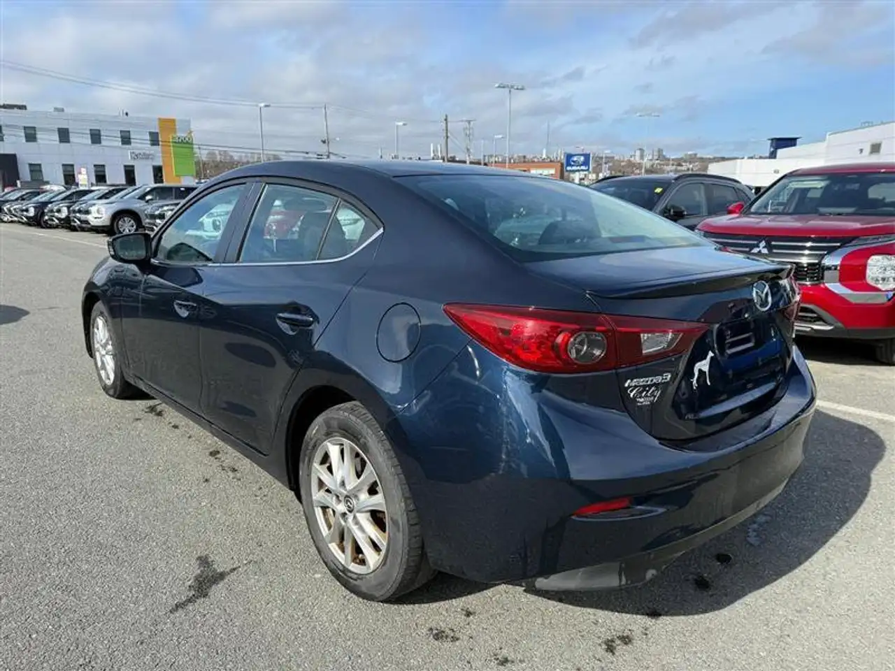 Mazda 3 снимка Mazda 3