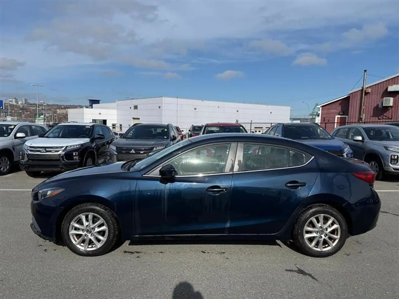Mazda 3 снимка Mazda 3